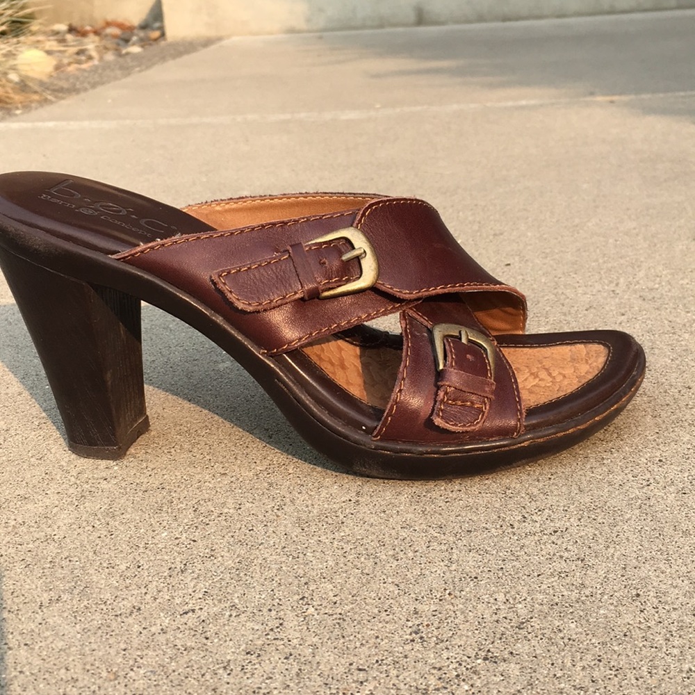 BOC super comfy high sandal!!